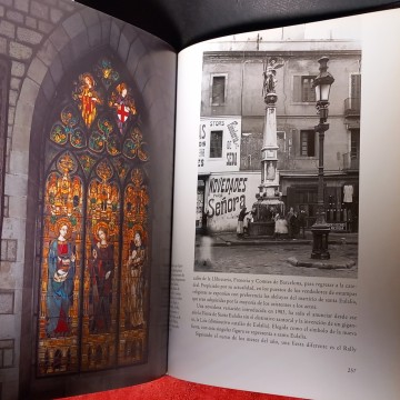 EL BARRIO DE LA CATEDRAL DE BARCELONA, MANUEL GARCÍA-MARTÍN.