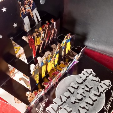 PROGRAMA POP UP COMEDIANTS L'APOTEOSIC SARAU DE GALA DE TOTIL TOCAT DE L'ALA.