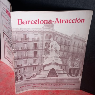 REVISTA BARCELONA ATRACCIÓN 101