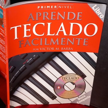 APRENDE TECLADO FÁCILMENTE, VICTOR M. BARBA.