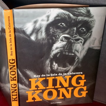 KING KONG, REY DE LA ISLA DE LA CALAVERA, JOE DEVITO