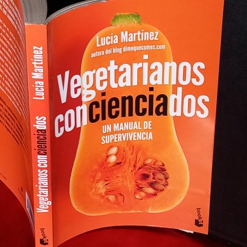 VEGETARIANOS CONCIENCIADOS, LUCÍA MARTÍNEZ.