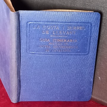 LA COSTA I SERRES DE LLEVANT, ENTRE ELS RIUS BESÓS, ROGENT I TORDERA.