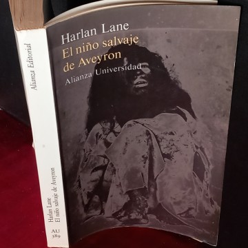 EL NIÑO SALVAJE DE AVEYRON, HARLAN LANE.