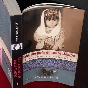 AÚN DESPUÉS DE TANTO TIEMPO, AFSEHINEH LATIFI