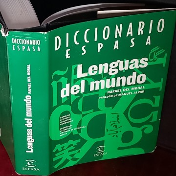 LENGUAS DEL MUNDO, RAFAEL DEL MORAL, DICCIONARIO ESPASA.