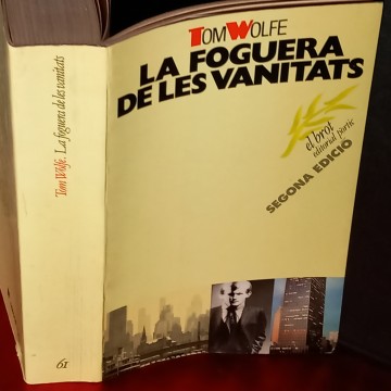 LA FOGUERA DE LES VANITATS, TOM WOLFE.
