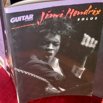 JIMI HENDRIX SOLOS PARTITURA PARA GUITARRA.