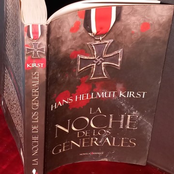 LA NOCHE DE LOS GENERALES, HANS HELLMUT KIRST.