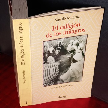 El callejón de los milagros, Naguib Mahfuz.