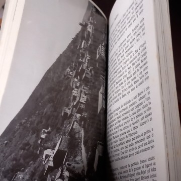 LA COMARCA DEL RIPOLLÈS, SALVADOR GINESTA I BATLLORI (EN CATALÀ).