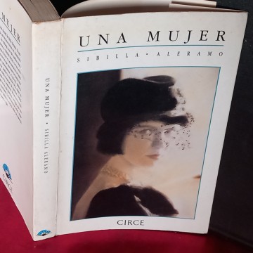 UNA MUJER, SIBILLA ALERAMO.