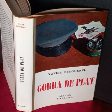 GORRA DE PLAT, XAVIER BENGUEREL.