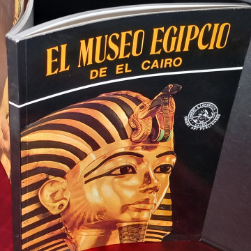 EL MUSEO EGIPCIO DE EL CAIRO.