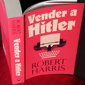 VENDER A HITLER, ROBERT HARRIS.