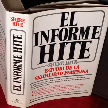 EL INFORME HITE, ESTUDIO SOBRE LA SEXUALIDAD FEMENINA.