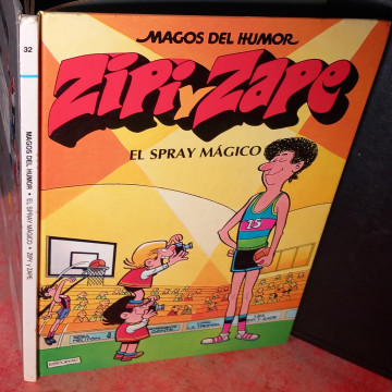 CÓMIC ZIPI Y ZAPE 32 EL SPRAY MÁGICO, MAGOS DEL HUMOR