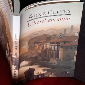 L'HOTEL ENCANTAT, WILKIE COLLINS.