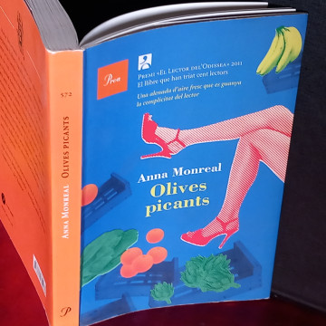OLIVES PICANTS, ANNA MONREAL.