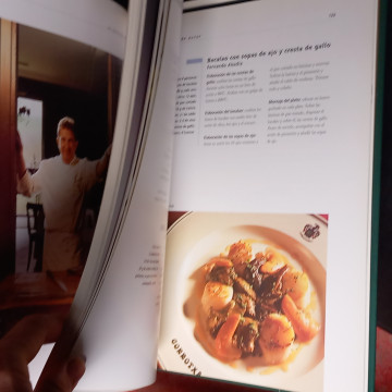 LA COCINA DE AUTOR, MANUEL VÁZQUEZ MONTALBÁN.