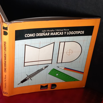 CÓMO DISEÑAR MARCAS Y LOGOTIPOS, JOHN MURPHY.