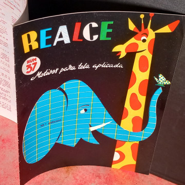REVISTA REALCE 37 MOTIVOS PAR TELA APLICADA.