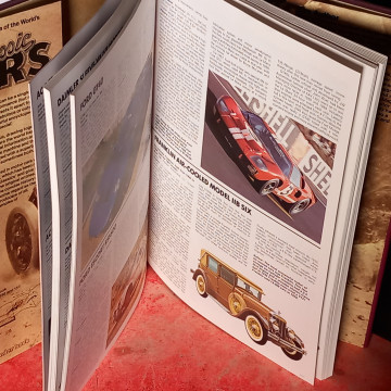 THE ENCYCLOPEDIA OF THE WORLD'S CLASSIC CARS, GRAHAM ROBSON.