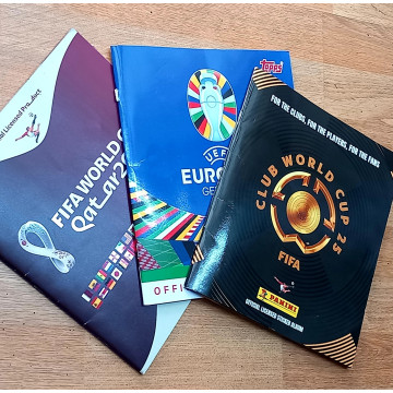 LOTE 3 ÁLBUMES CROMOS DE FÚTBOL INCOMPLETOS