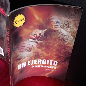 UN EJÉRCITO DE GRANDES ENSUEÑOS (GUERREROS DE TERRACOTA).