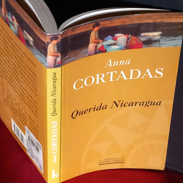 QUERIDA NICARAGUA, ANNA CORTADAS.