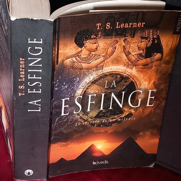 LA ESFINGE, T.S. LEARNER.