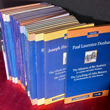 LOTE 23 NOVELAS BILINGÜES ESPAÑOL-INGLÉS.