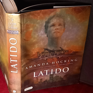 LAZOS DE SANGRE 3, LATIDO, AMANDA HOCKING.