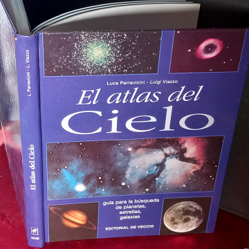 EL ATLAS DEL CIELO, LUCA PARRAVICINI.