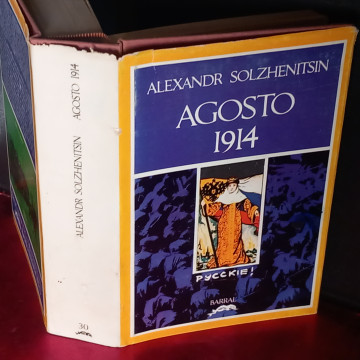 AGOSTO, ALEXANDR SOLZHENITSIN.