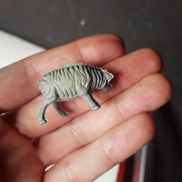 Antigua oveja miniatura juguete gris