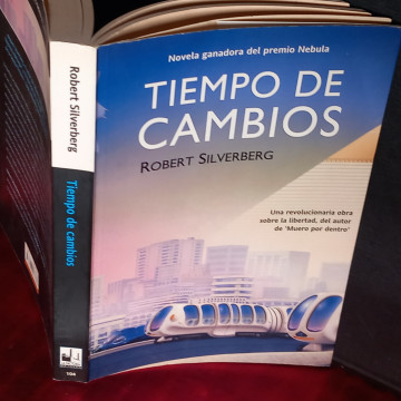 TIEMPO DE CAMBIOS, ROBERT SILVERBERG.