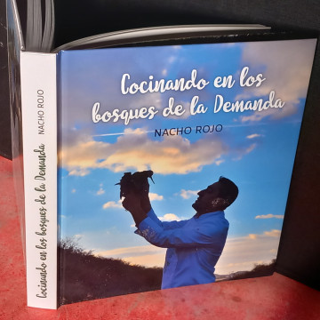 COCINANDO EN LOS BOSQUES DE LA DEMANDA, NACHO ROJO (RESTAURANTE ASADOR LA GALERÍA)..