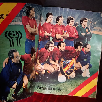REVISTA DON BALÓN EXTRA MUNDIAL ARGENTINA 78 (PÓSTER SELECCIÓN ESPAÑOLA)