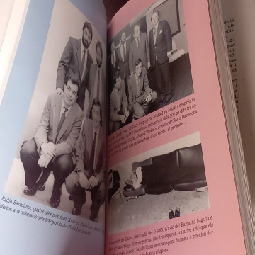 A UN PAM DE LA GLÒRIA, 11 ANYS DE BARÇA, ANTONI BASSAS.