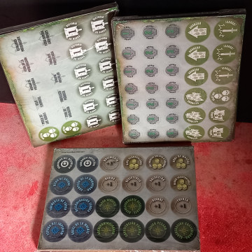 LOTE 3 LÁMINAS DE FICHAS Y MARCADORES WARHAMMER 40.000 CONQUEST (NUEVOS).