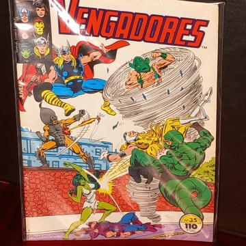 CÒMIC LOS VENGADORES 35