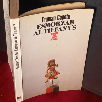 ESMORZAR AL TIFFANY'S, TRUMAN CAPOTE