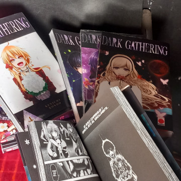 LOTE CÓMICS DARK GATHERING