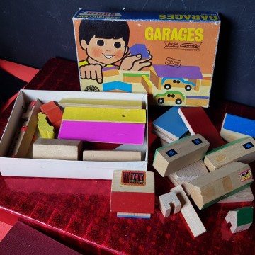 Garaje construcciones Urbis juegos educativos Goula piezas de madera
