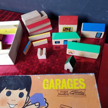 Garaje construcciones Urbis juegos educativos Goula piezas de madera