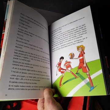 Los futbolísimos Roberto Santiago el misterio de los árbitros dormidos