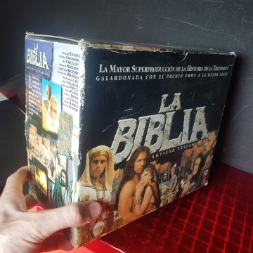 4 € La biblia, serie TV VHS  caja  con 8 cintas vídeo