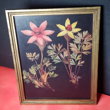 Serigrafía de flores sobre madera,