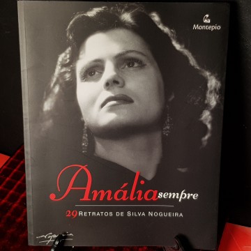 3 € Amalia Rodrígues sempre 29 retratos de Silvia Nogueira